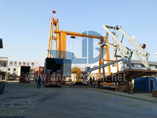 جهاز إطلاق قارب نجاة السقوط الحر