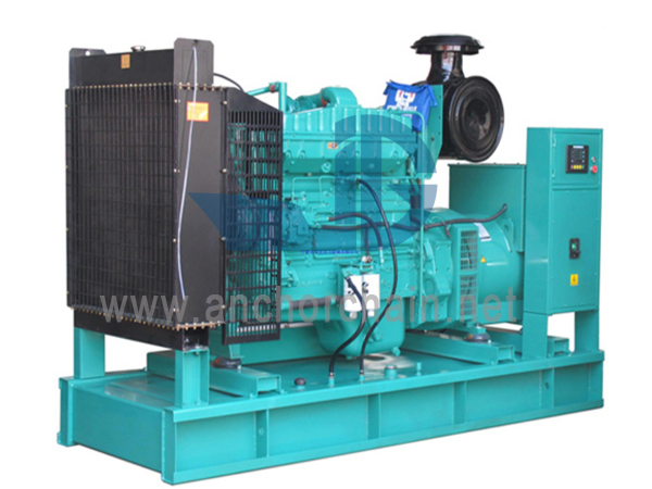 مجموعة مولدات محرك الديزل البحرية 700KW الكمون